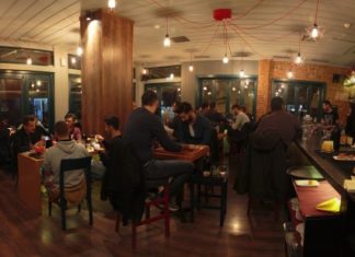 Περιηγηθείτε σε μαύρες ιστοσελίδες γνωριμιών